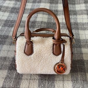 Michael Kors Mini crossbody